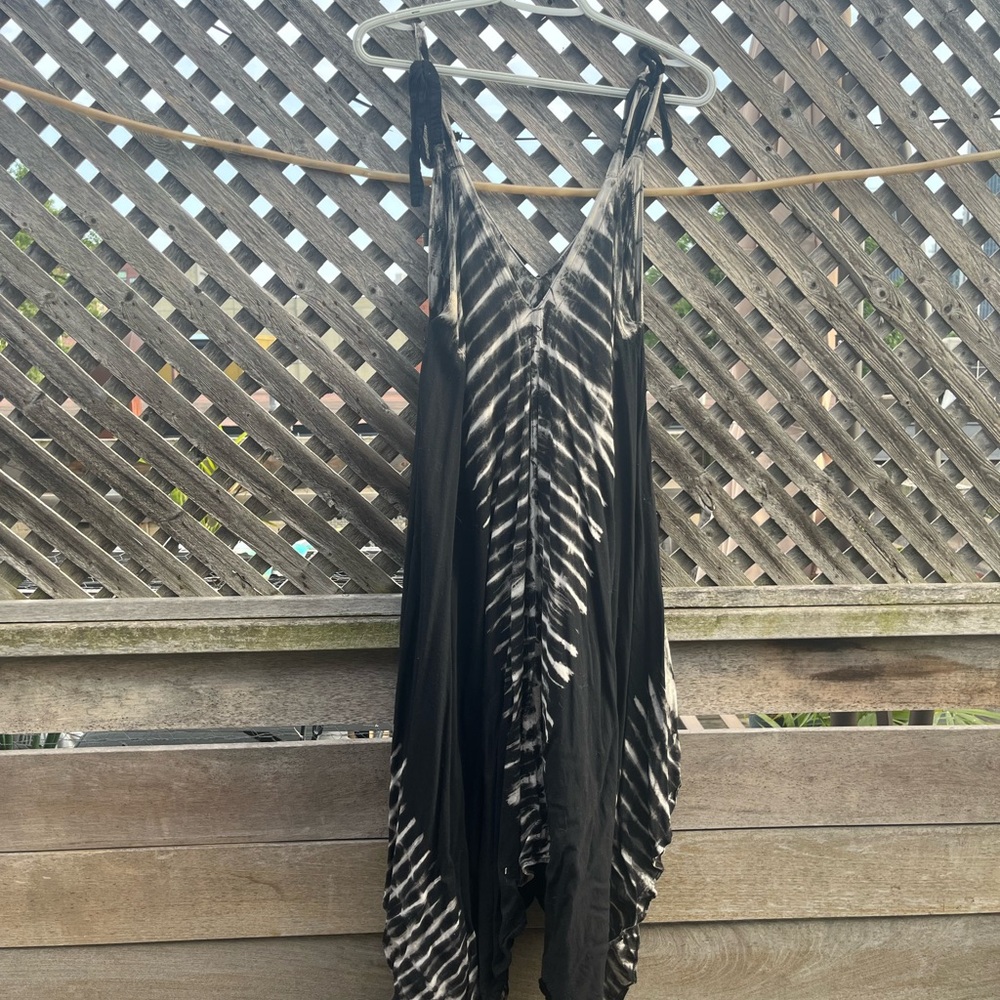 Black and White Tie-Dye Summer Dress